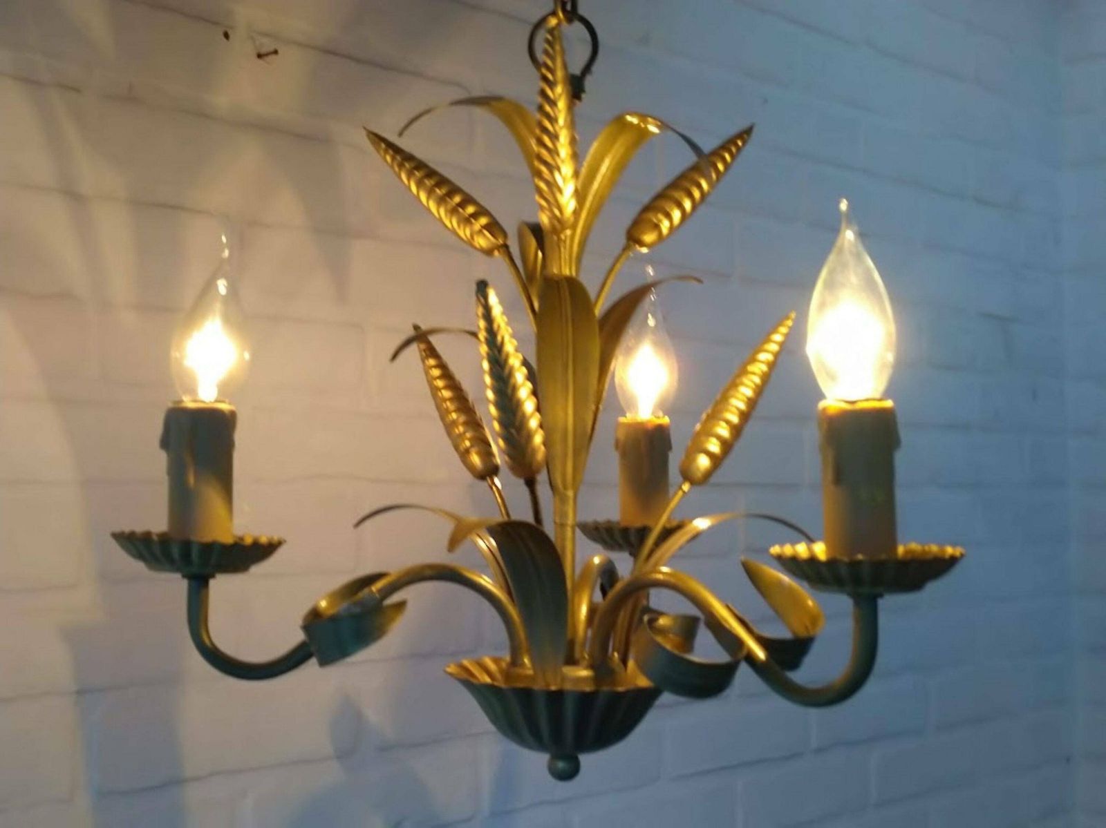 Gold Tole Chandelier With Ears Of Wheat 3 Light Bulbs, Hollywood Regency Tole Chandelier Hans Kögl Design, Mid Century Chandelier photo for sale
