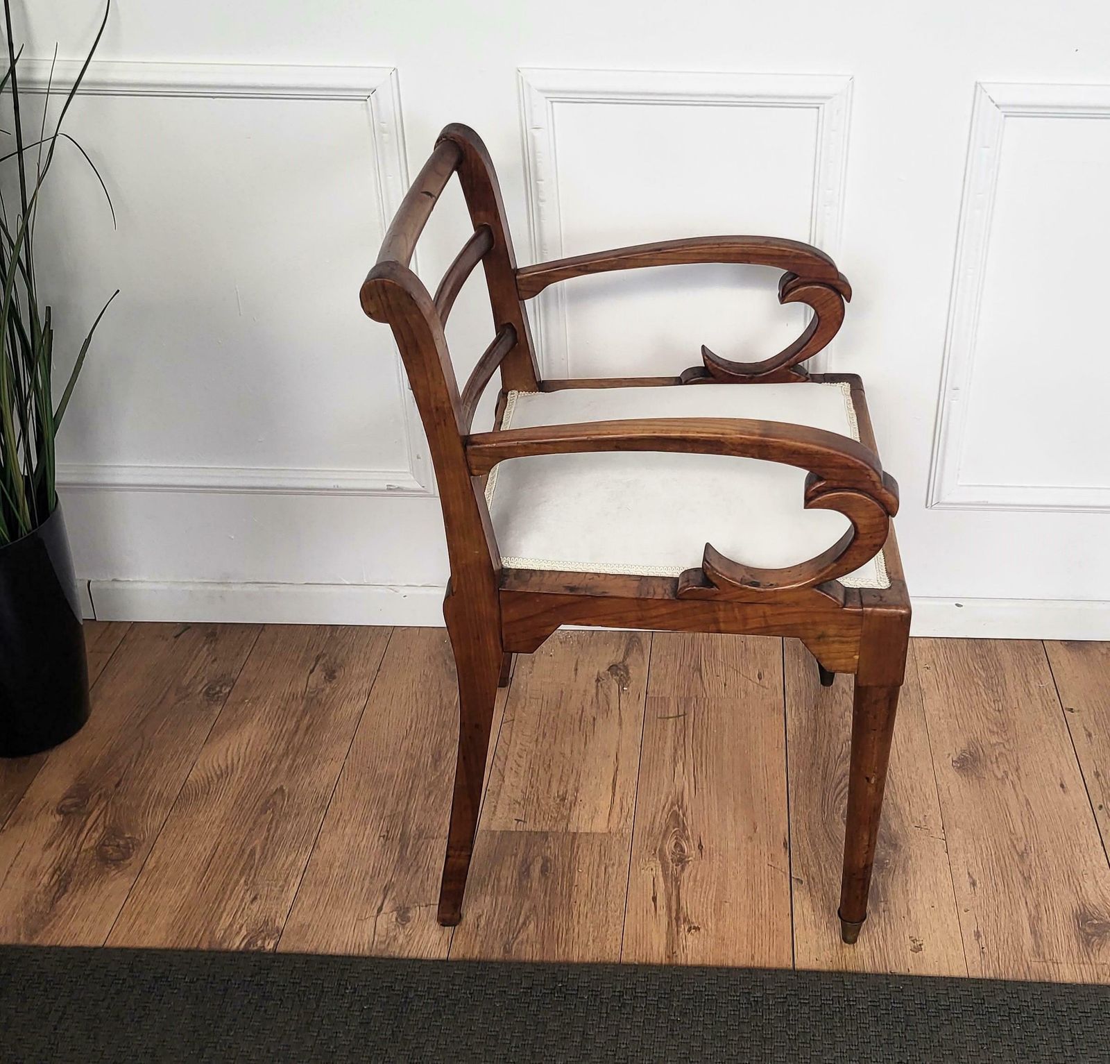 1960s Italian Walnut Wood Newly Upholstered Open Armchair Office Desk Chair photo 1092.0