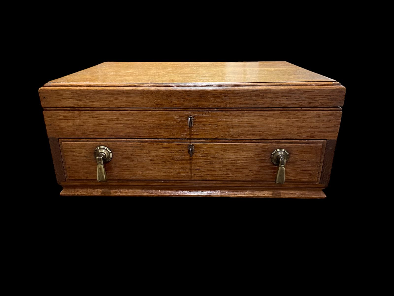 photo furniture Art Deco Waring And Gillow  Canteen Of Cutlery