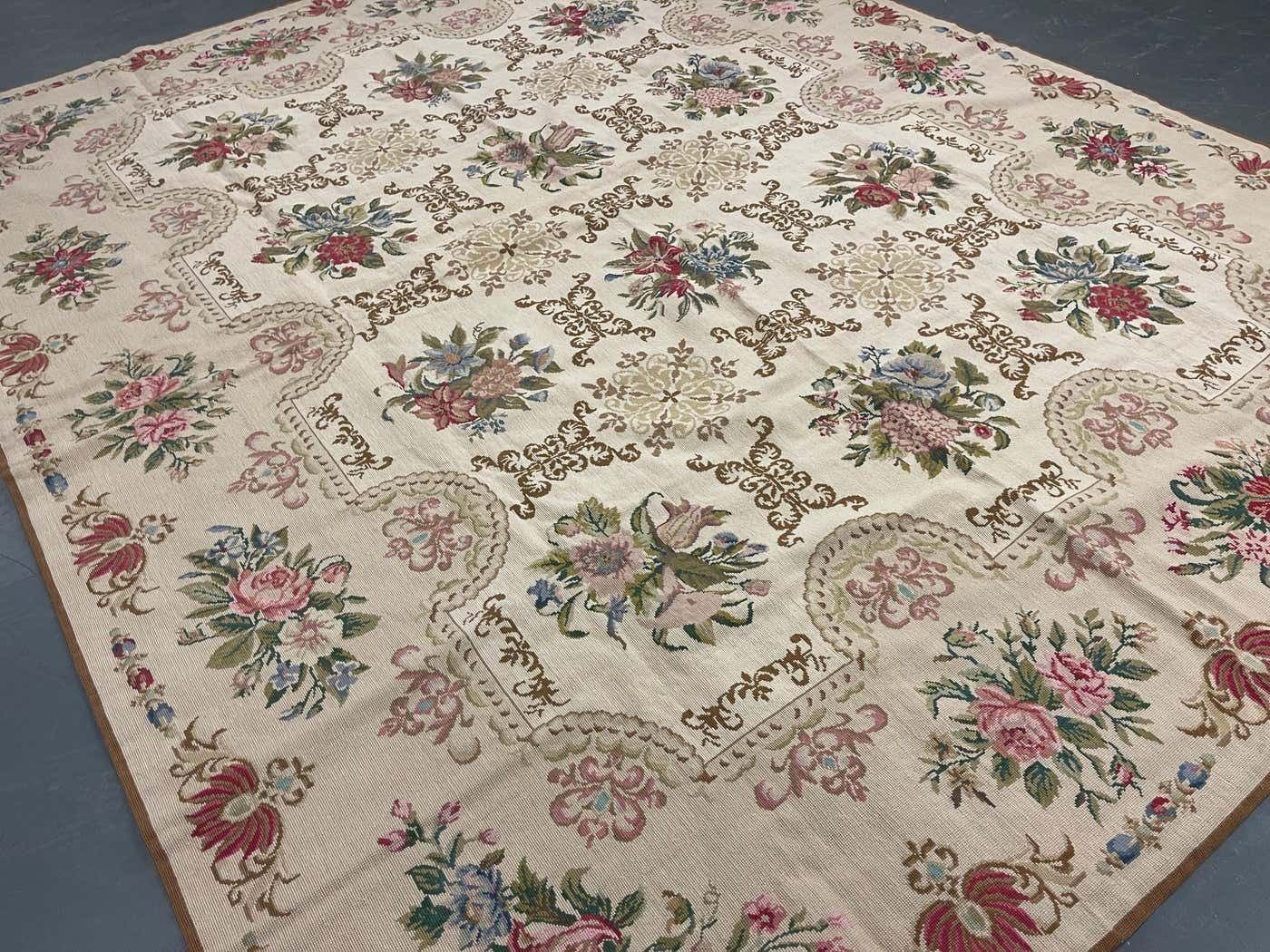 photo furniture Traditional Beige Carpet Repeat Bunch Of Flowers Rug Needlepoint Livingroom Rug
