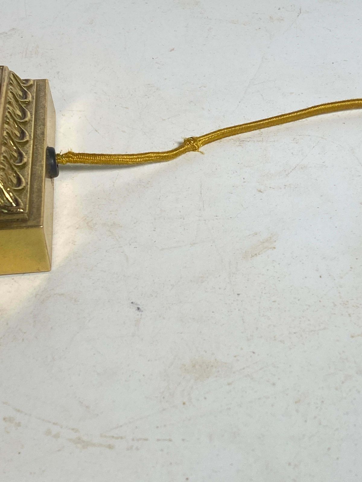 photo furniture Table Lamp In Crakled Resin Fractal And Gilt Metal, France, 1970 £393.03