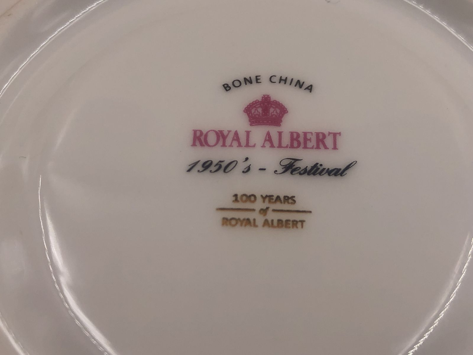 Royal Albert China 100 Years Festival Design Tea Cup, Saucer & Side Plate Trio. photo vinterior