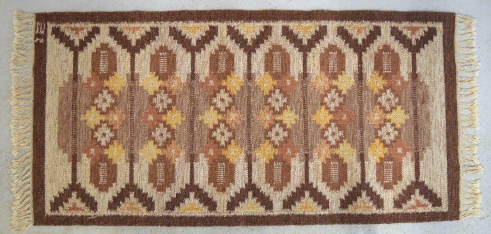 Ingegerd Silow For Rölakan, Sweden. Handmade Wool Rölakan Carpet. photo vintage