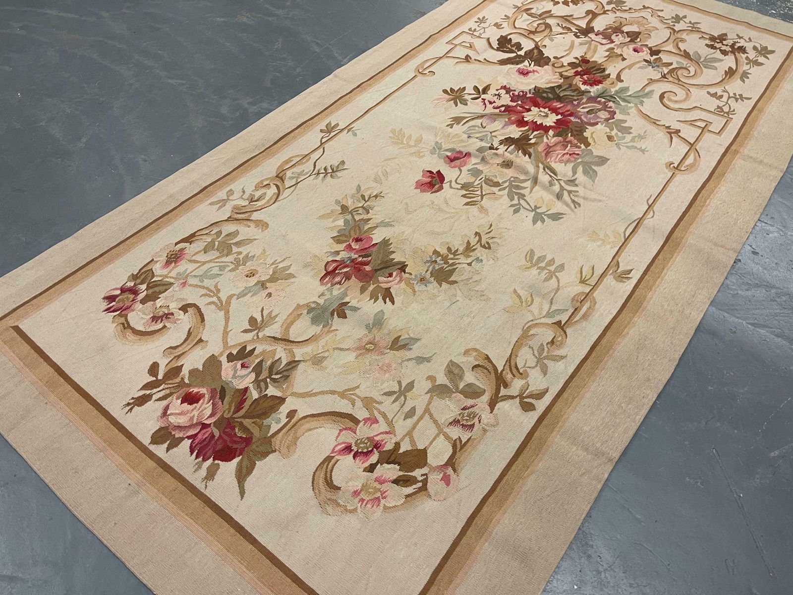 Beige Aubusson Runner Rug Floral Livingroom Rugs Magnificent Home Decor Carpet photo furniture