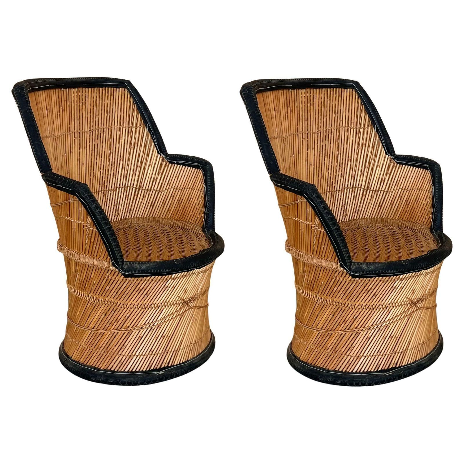Paire de fauteuils Hollywood Regency en rotin et bambou