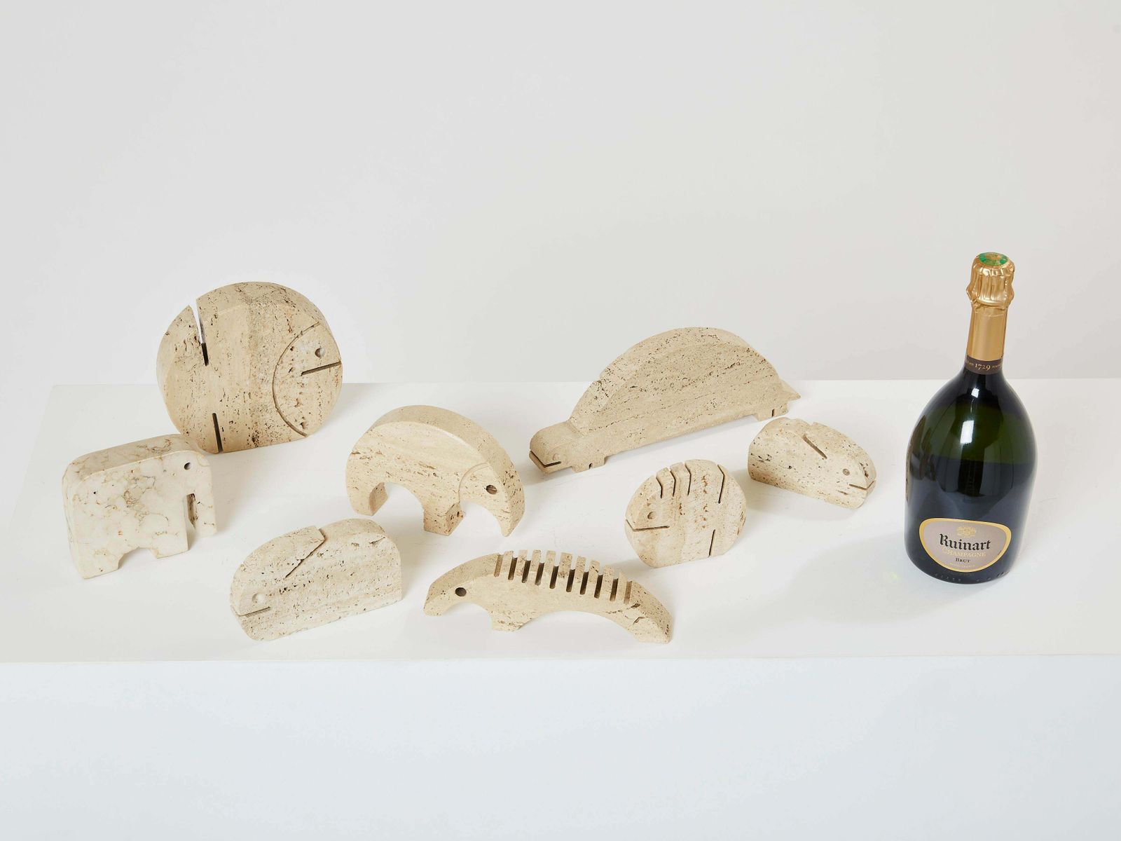 photo buy Ensemble de 8 sculptures animalières en travertin Fratelli Mannelli, 1970