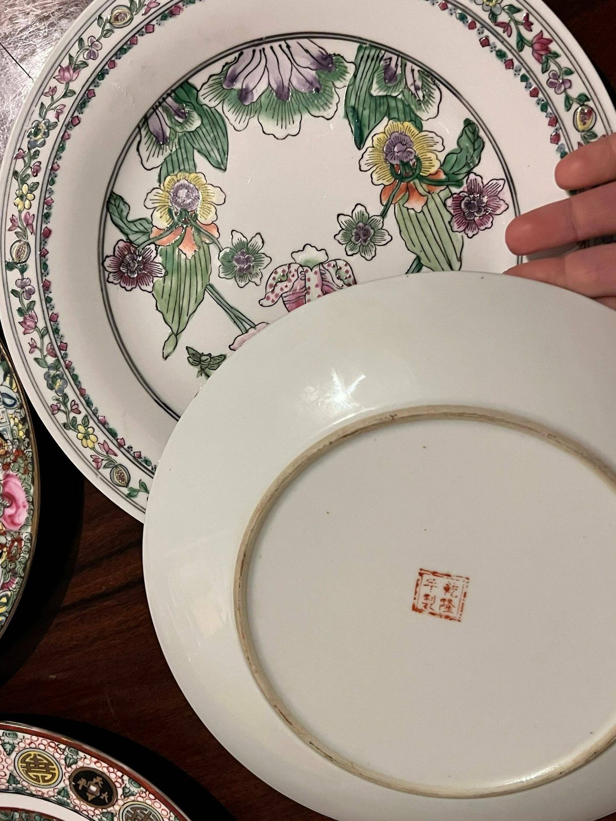 20th Century Antique Chinese Plates, Qianlong Seal Marks Fine, A Fine Famille Rose Chinese Hand Painted, Made In Macau photo Home Decor