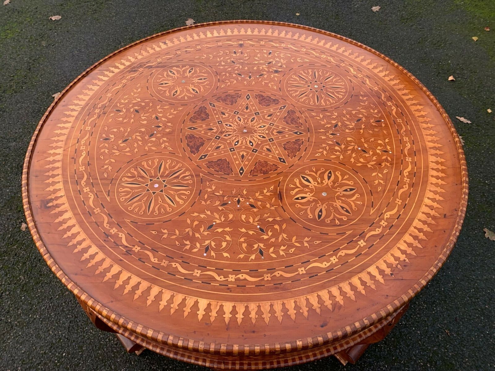photo furniture Antique Inlaid Anglo Indian Coffee Table