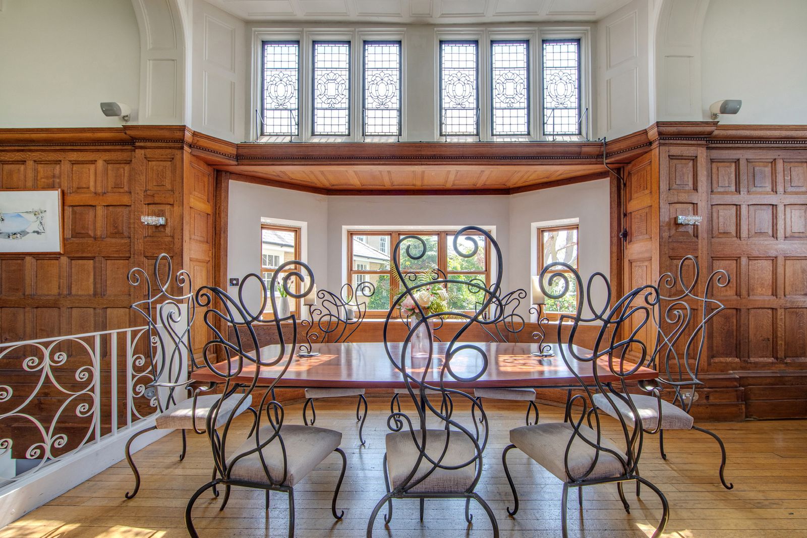 Bespoke Heather Burrell Dining Table And 8 Chairs photo vinterior