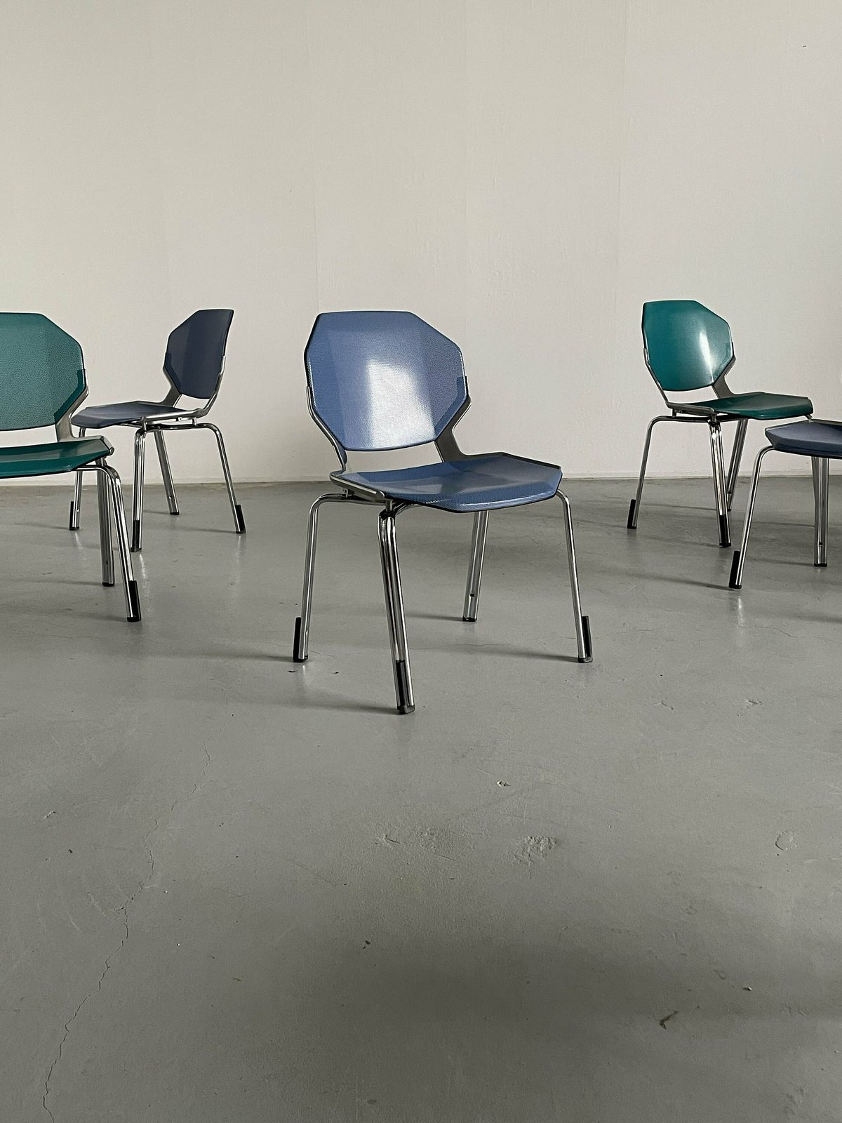 Space Age Futuristic Octagonal Metal Stackable Dining Chairs Or Visitor Office Chairs By Fröscher Sitform, 1990s Germany