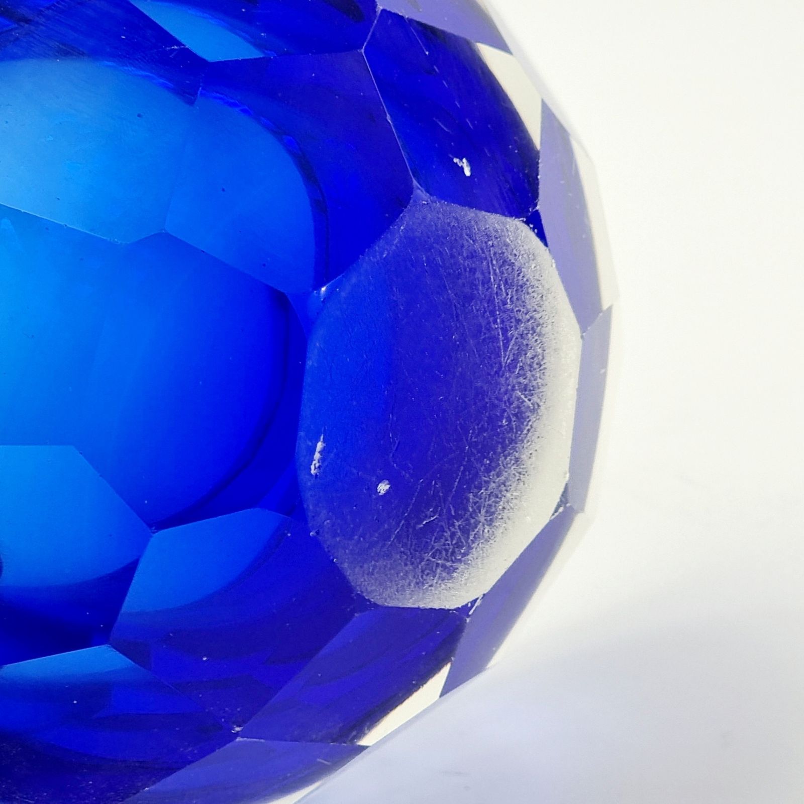 Woonaccessoires Grote Sommerso Diamantgeslepen 'Geode' Murano Glazen Schaal Van Mandruzzato, Italië, Jaren 1970 photo