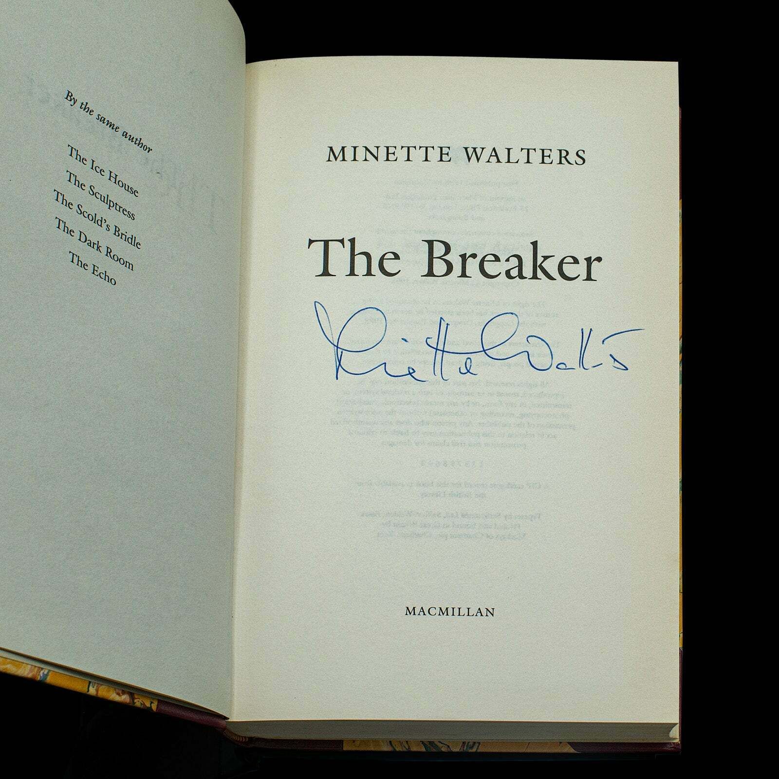 Set Of 6 First Edition Novels By Minette Walters, Signed, English, Hard Bound photo buy