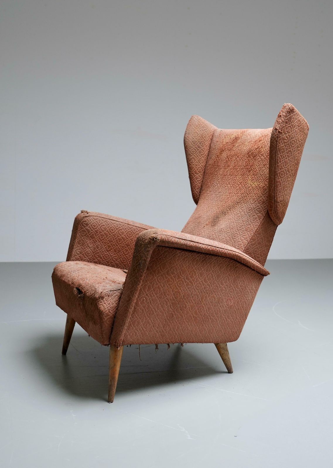 Gio Ponti Armchair 820 For Hotel Royal Napoli In Wood And Fabric, Italy, 1953 photo for sale