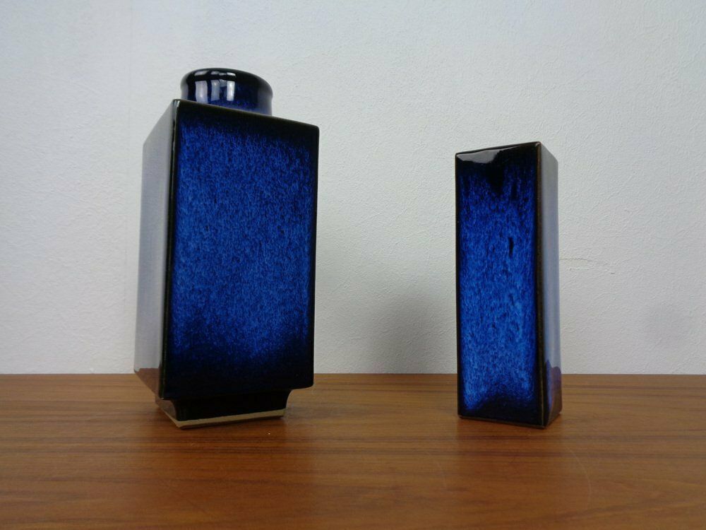 Blue Japanese Ceramic Vases, 1960s, Set Of 2 photo vinterior