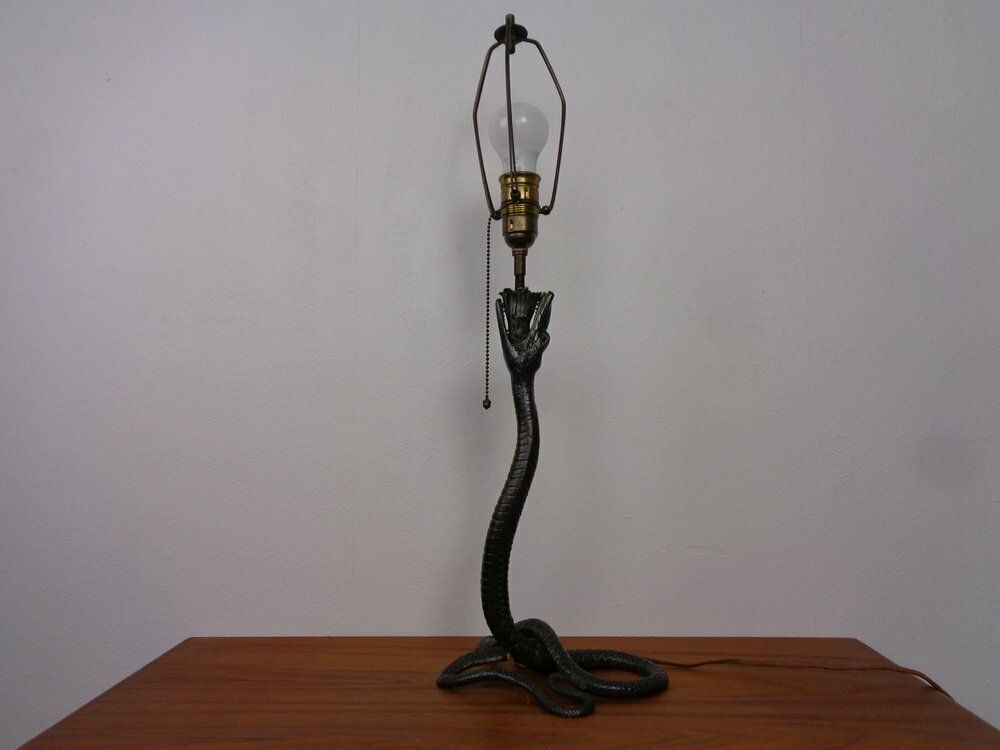 Art Deco Snake Bonze Table Lamp, France, 1920s photo vinterior
