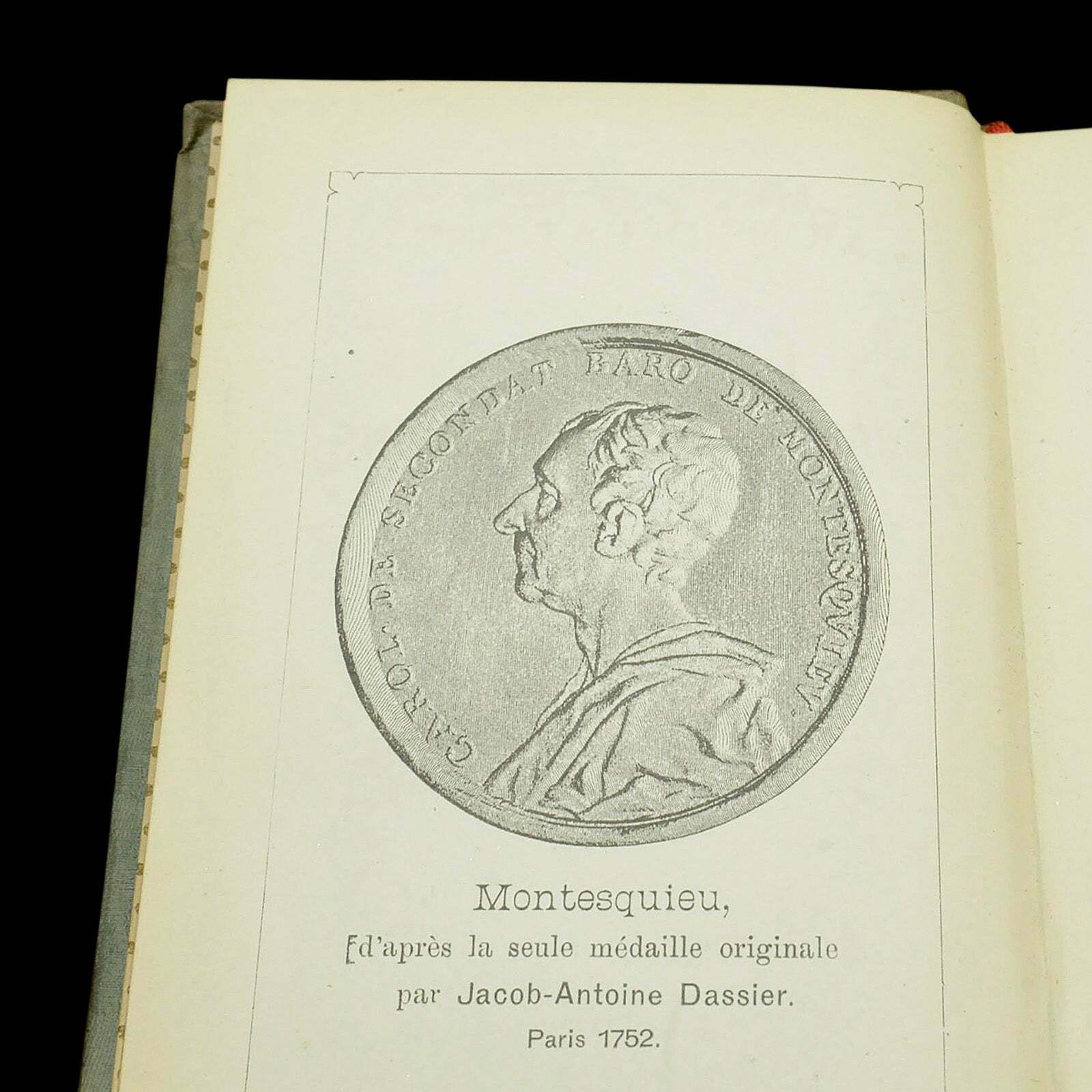 275.0 Antique Book Grandeur Des Romains, Montesquieu, French Language, Mid Victorian photo