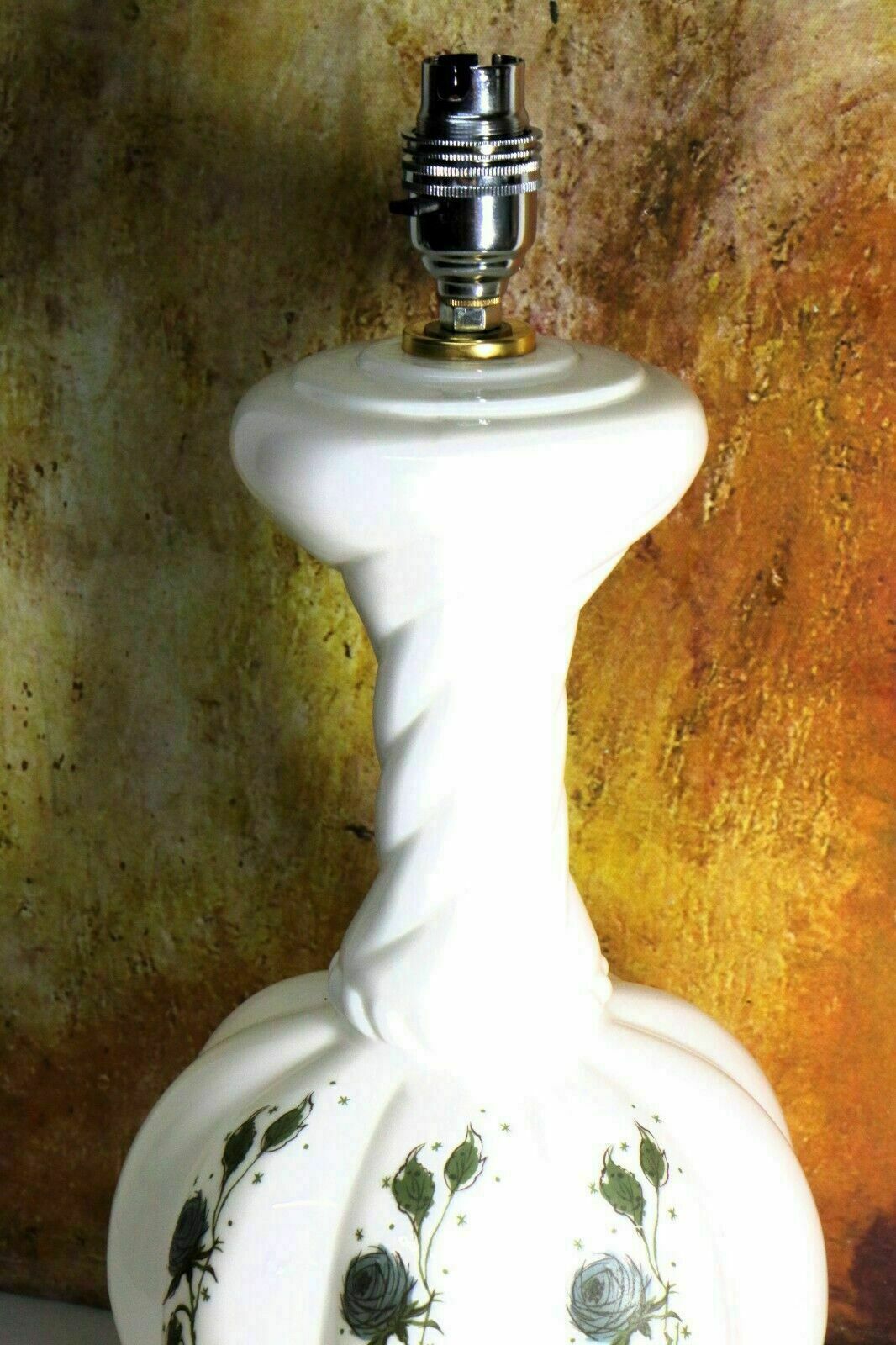 Vintage Table Lamp French Moulded Milk Glass Lamp Mid 20th Century White Glass photo 75.0