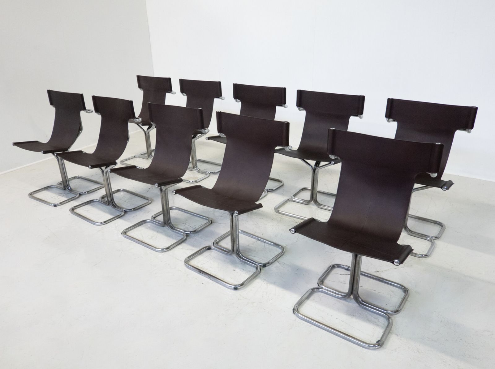 Mid Century Modern Set Of 10 ‘Topos’ Chairs By Gruppo Dam For Busnelli, 1970s