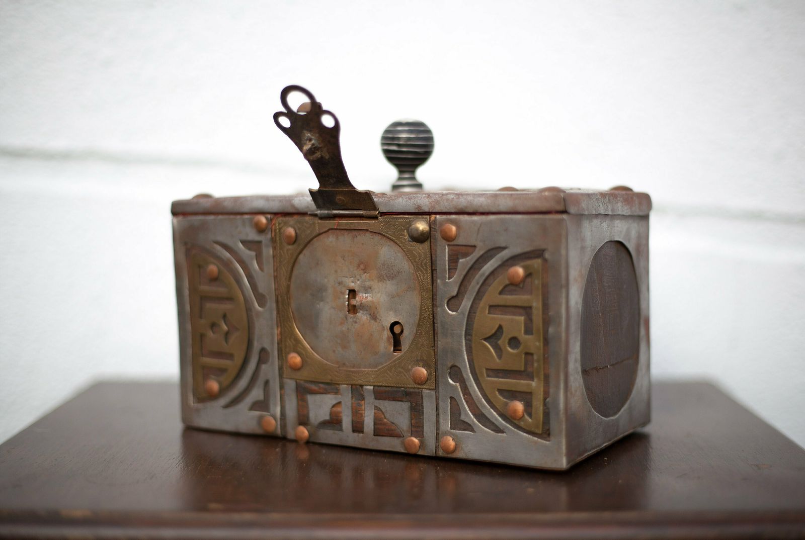Old Mauritanian Box, Mauritania Tuareg Wooden Chest With Worked Metal And Copper Frame, Collection, Rare photo vintage