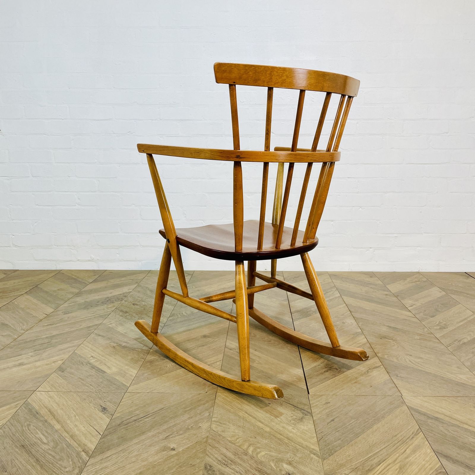 photo furniture Mid Century Small Rocking Chair, Circa 1960s