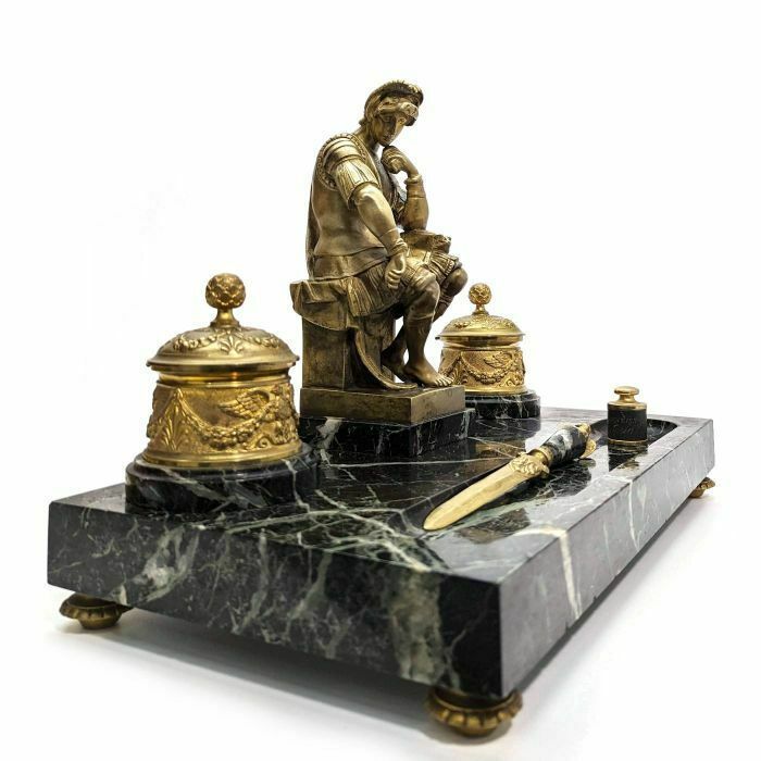 Large Laurent De Medici Inkwell By Michelangelo Green Marble photo 1717.0
