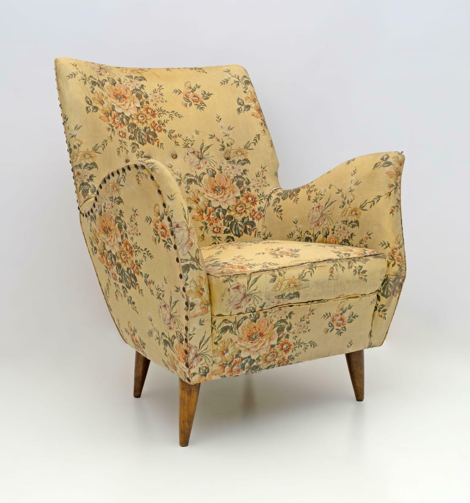 Attributed To Gio Ponti Mid Century Modern Italian Armchairs By Isa, 1950s, Pair photo 3338.0