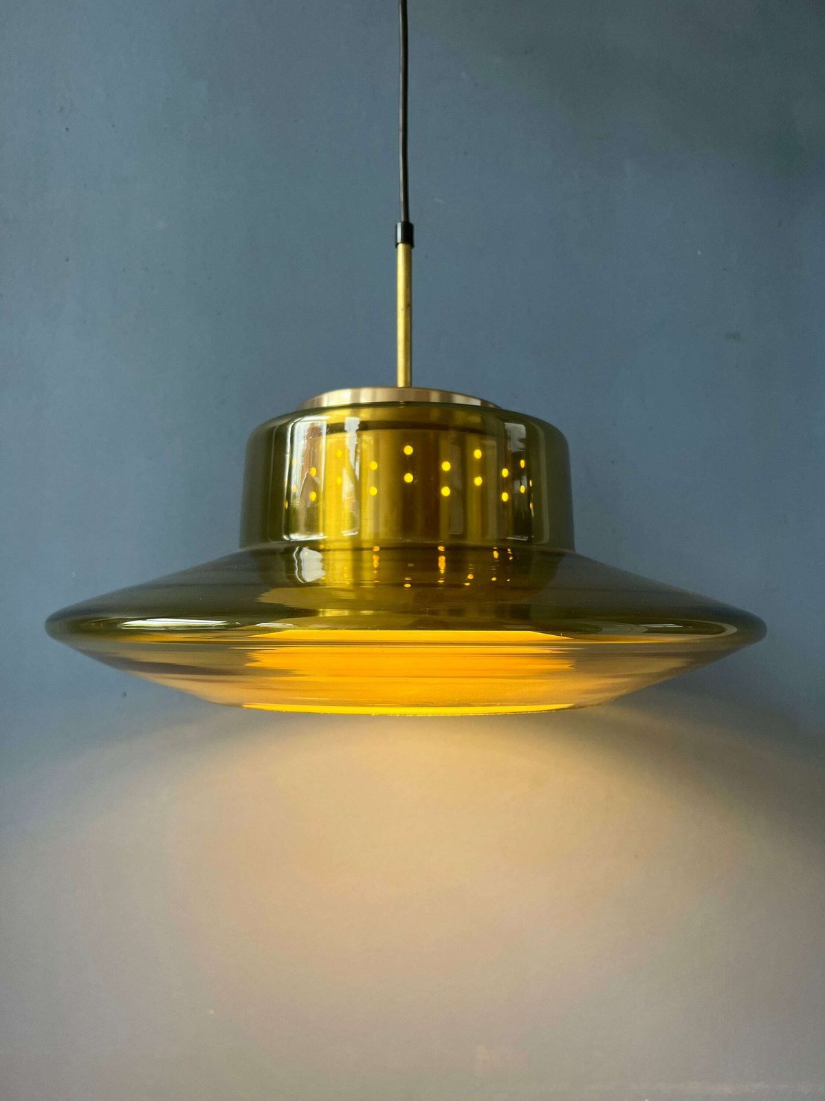 Mid Century Gele Rookglazen Dijkstra Space Age Hanglamp photo furniture
