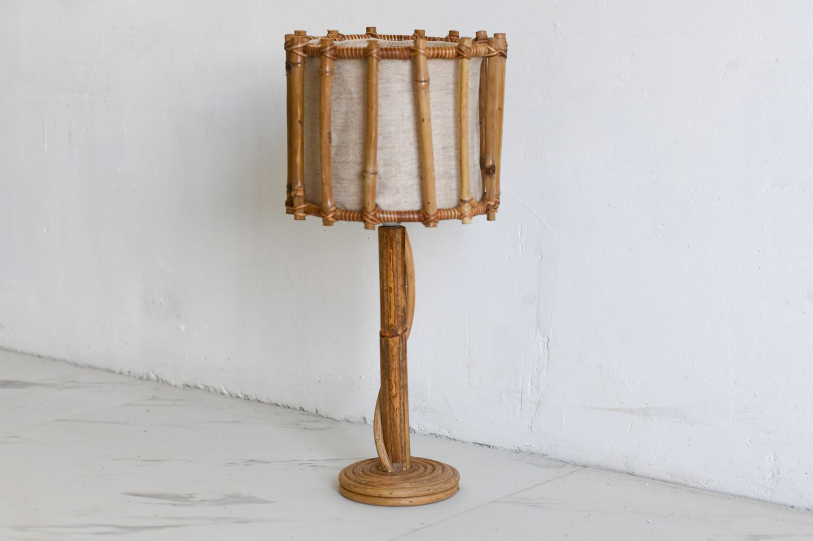 Vintage Style Bamboo Table Lamp photo Lighting