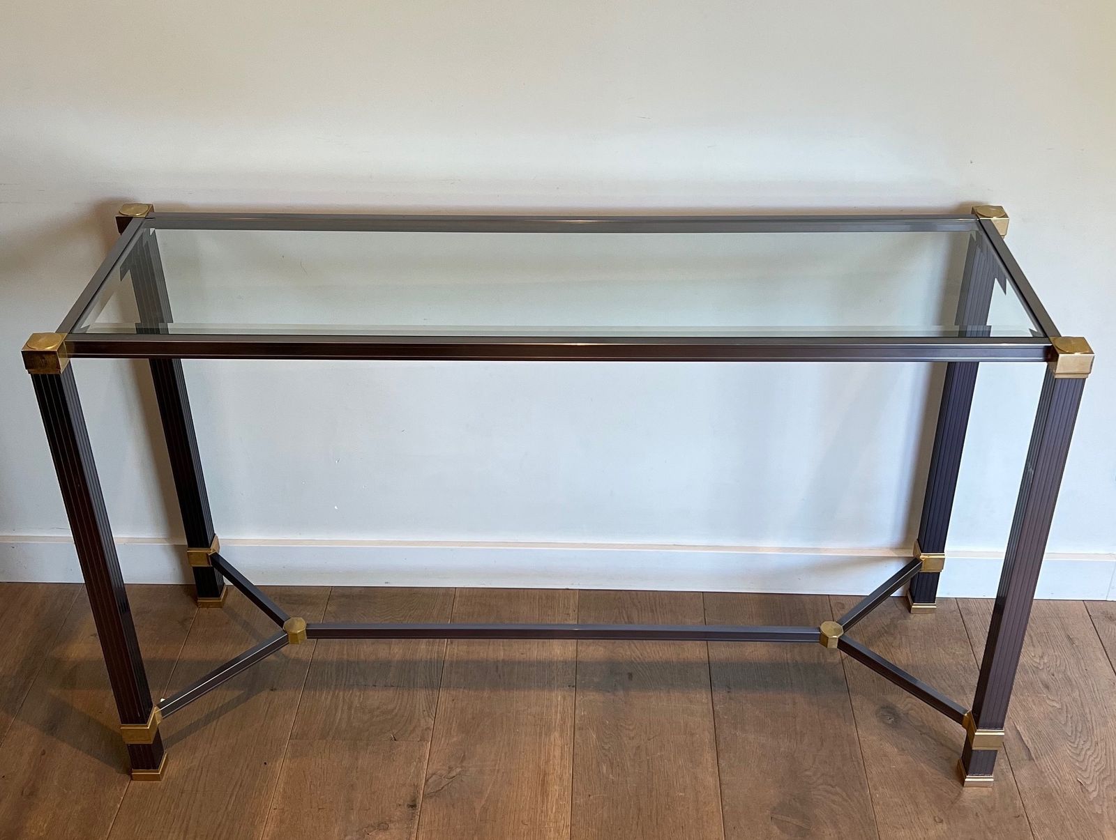 Console In Lacquered Aluminum And Gold Metal By Pierre Vandel