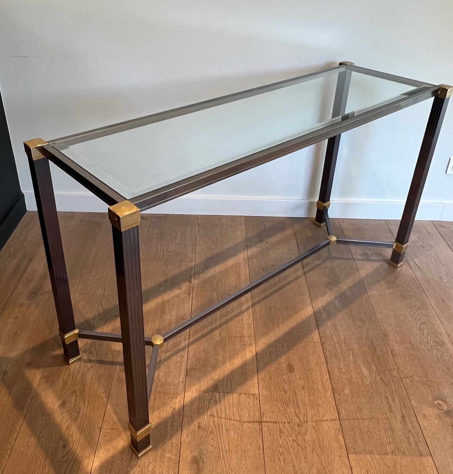 Console In Lacquered Aluminum And Gold Metal By Pierre Vandel photo furniture