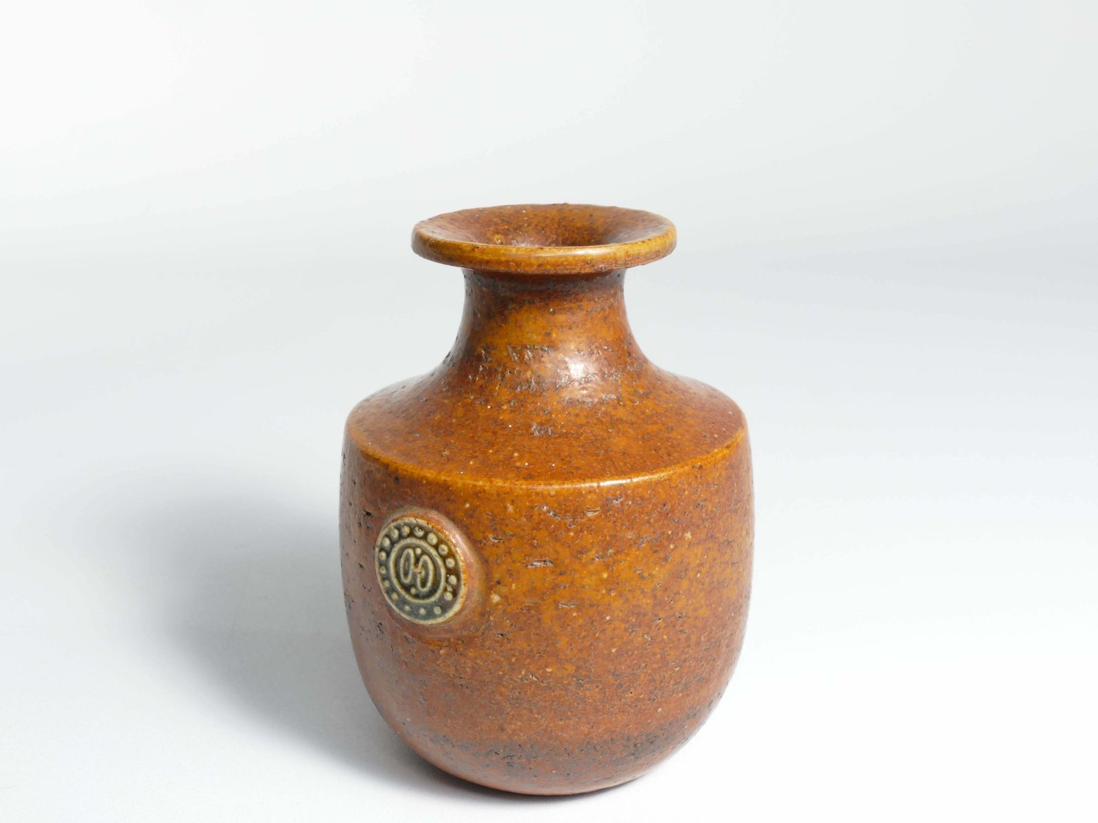 photo furniture Desert Brown Sahara Vase By Sven Wejsfelt For Gustavsberg, Sweden 1970s