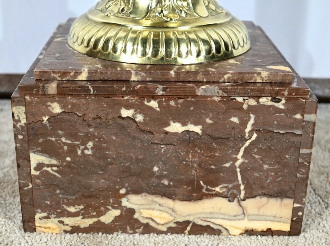 photo vintage Red Pyrenees Marble Column – Late 19th Century