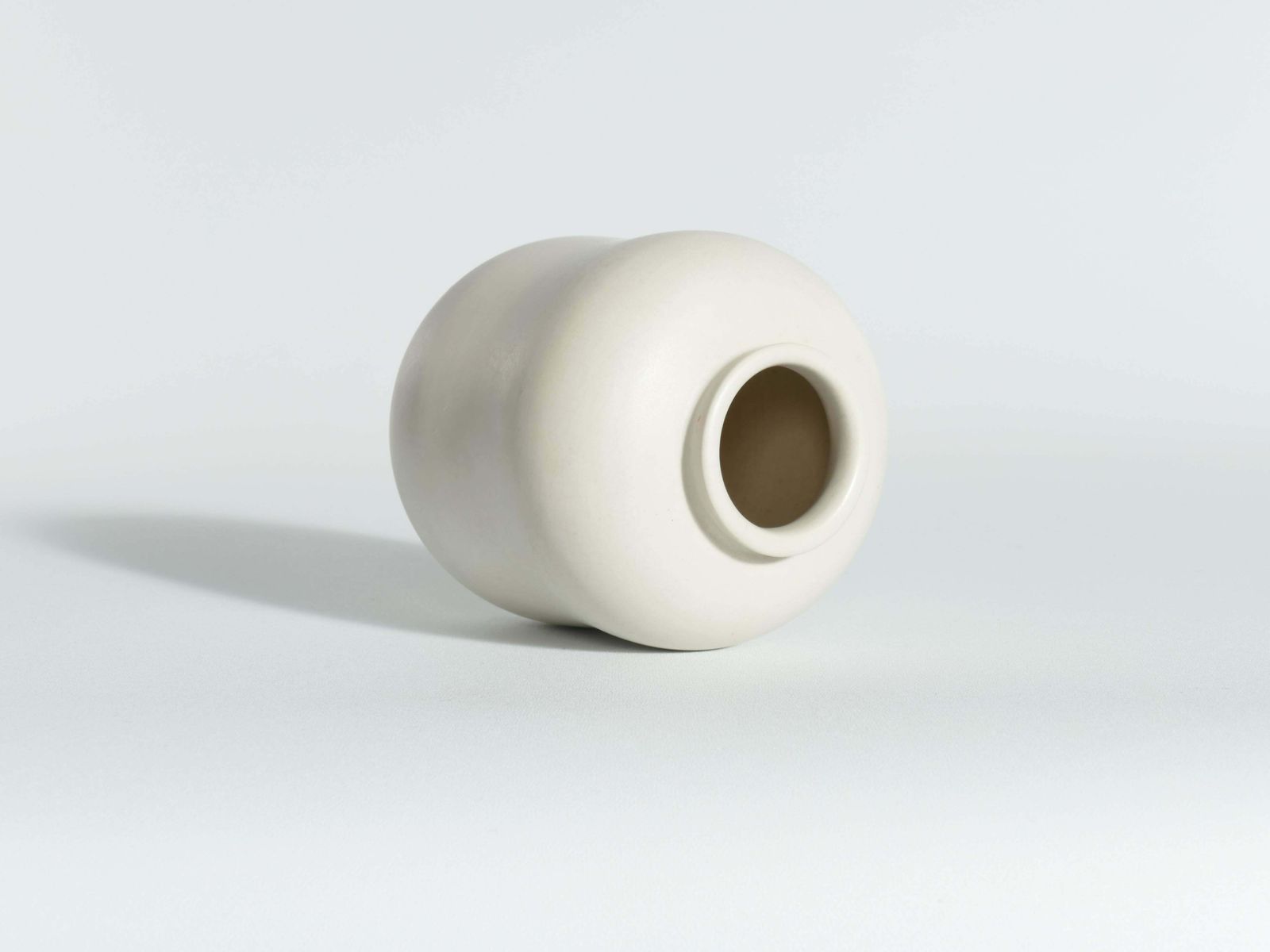 1940’s Scandinavian Modern Carrara Vase By Wilhelm Kåge For Gustavsberg photo buy