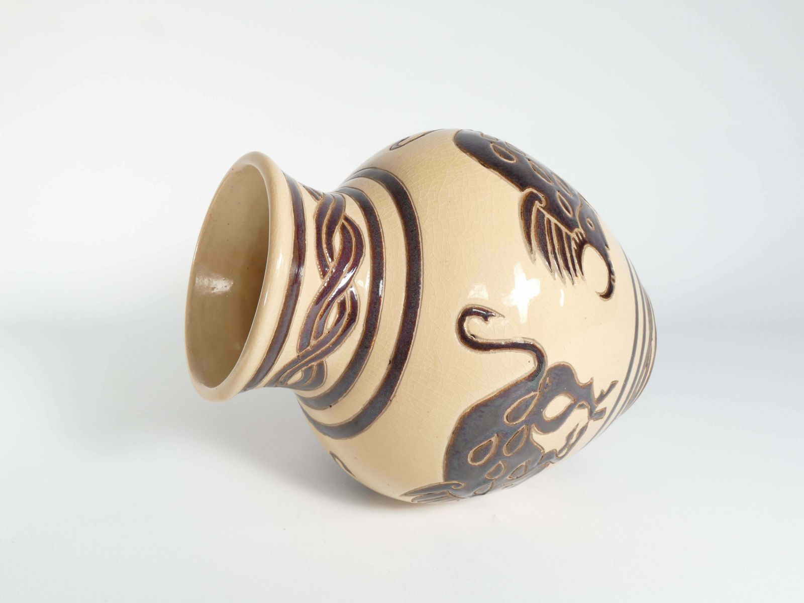 Vintage Ceramic Vase With Brown Bulls And Bands photo 161.0