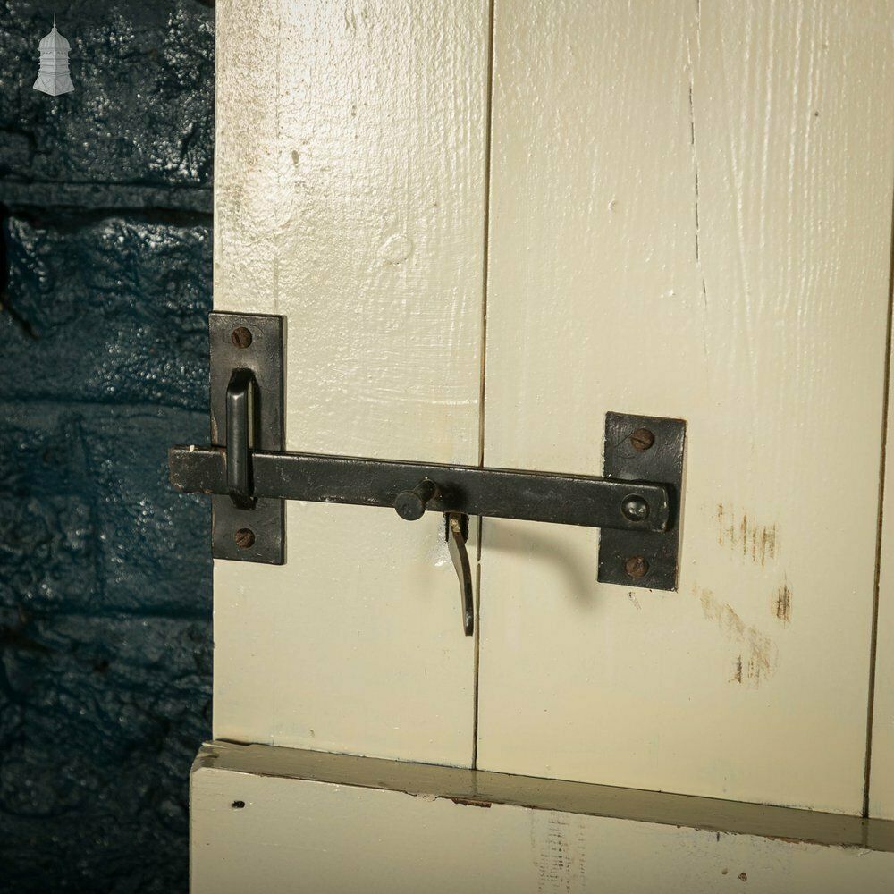 photo buy Ledged And Braced Door, Pine Finish