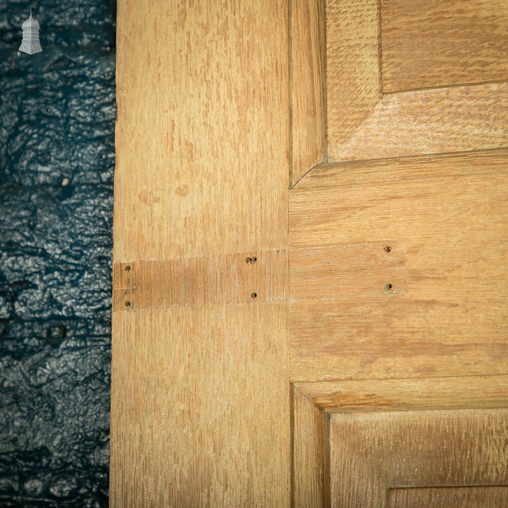 Oak Panelled Door, 8 Raised Panels With Leather Detail photo vinterior