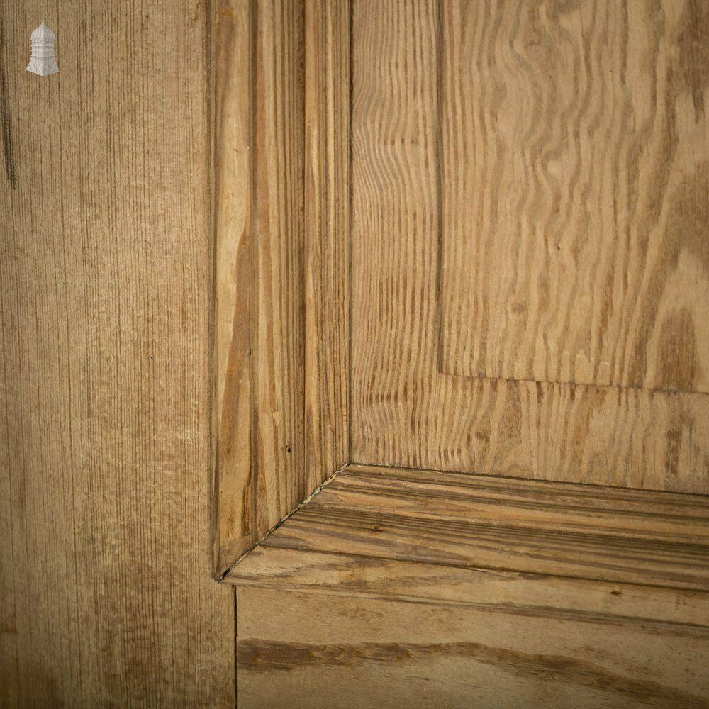 Half Glazed Door, 1 Glazed Panel Over 4 Moulded Panels photo 480.0