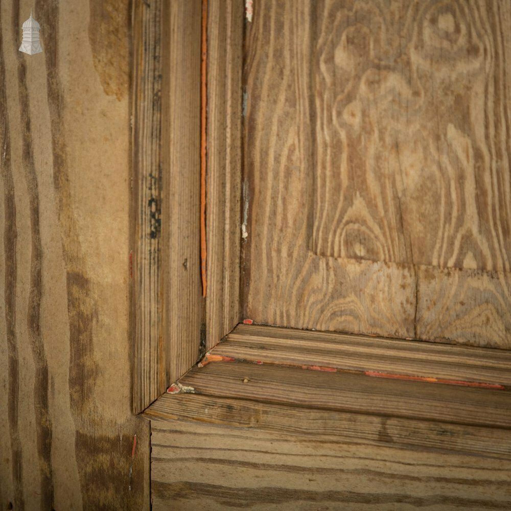 photo vinterior Half Glazed Door, 1 Glazed Panel Over 4 Moulded Panels
