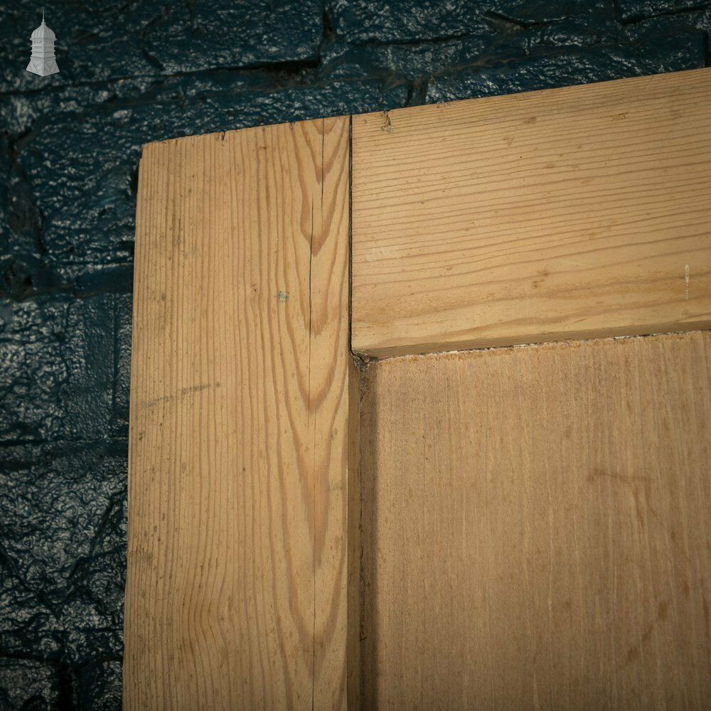 photo buy Pine Panelled Door, 2 Panel Shaker Style