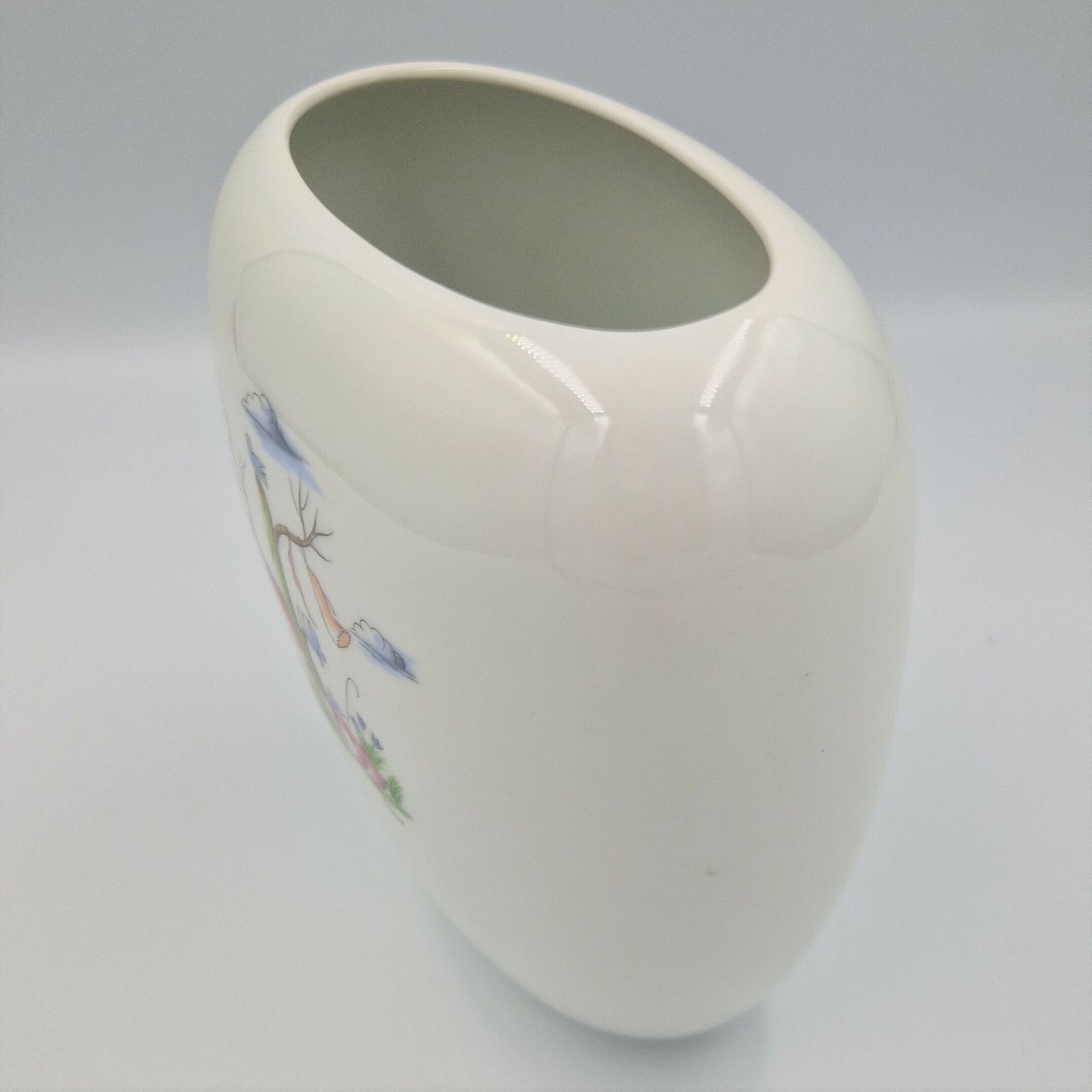Mid Century Porcelain Vase By Raymon Peynet For Rosenthal. 1950   1959 photo 400.0