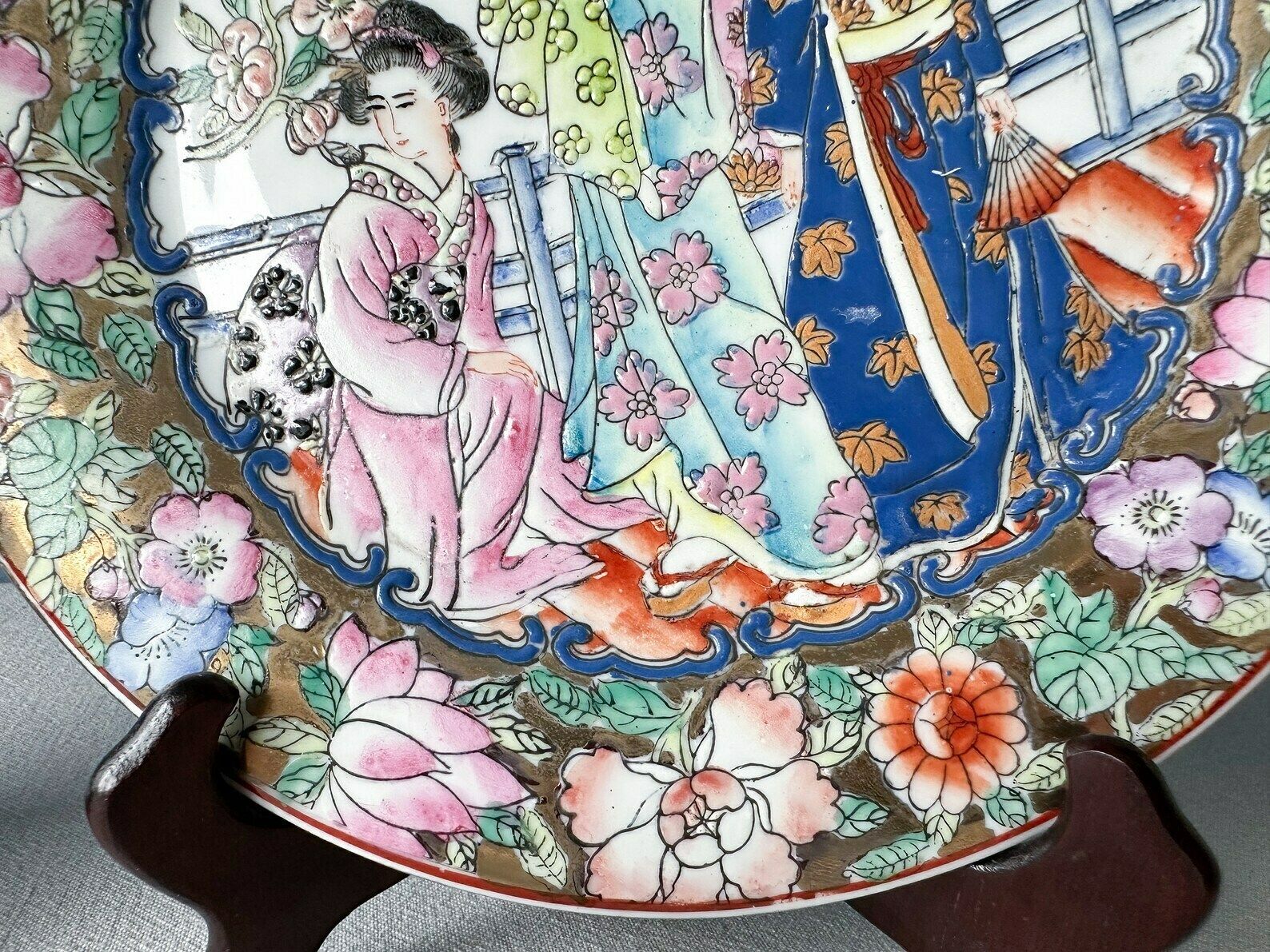 Vintage Pair Of Chinese Famille Rose Plates Mille Fleur Plates, Geisha Plates photo vinterior