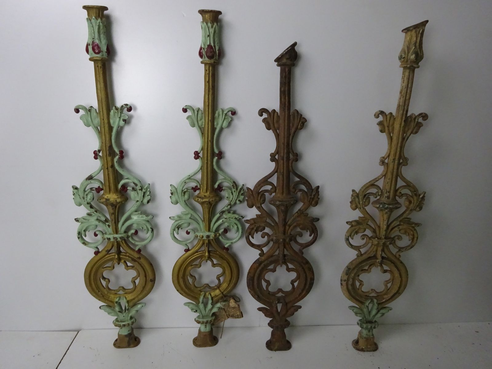 Home Decor 28 Reclaimed Antique Cast Iron Stair Balustrade/Spindles photo