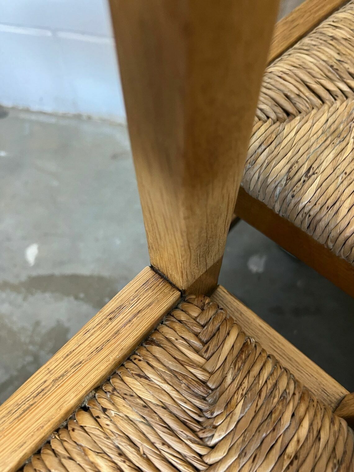 Vintage Dining Room Chairs With Wicker Seat photo vinterior