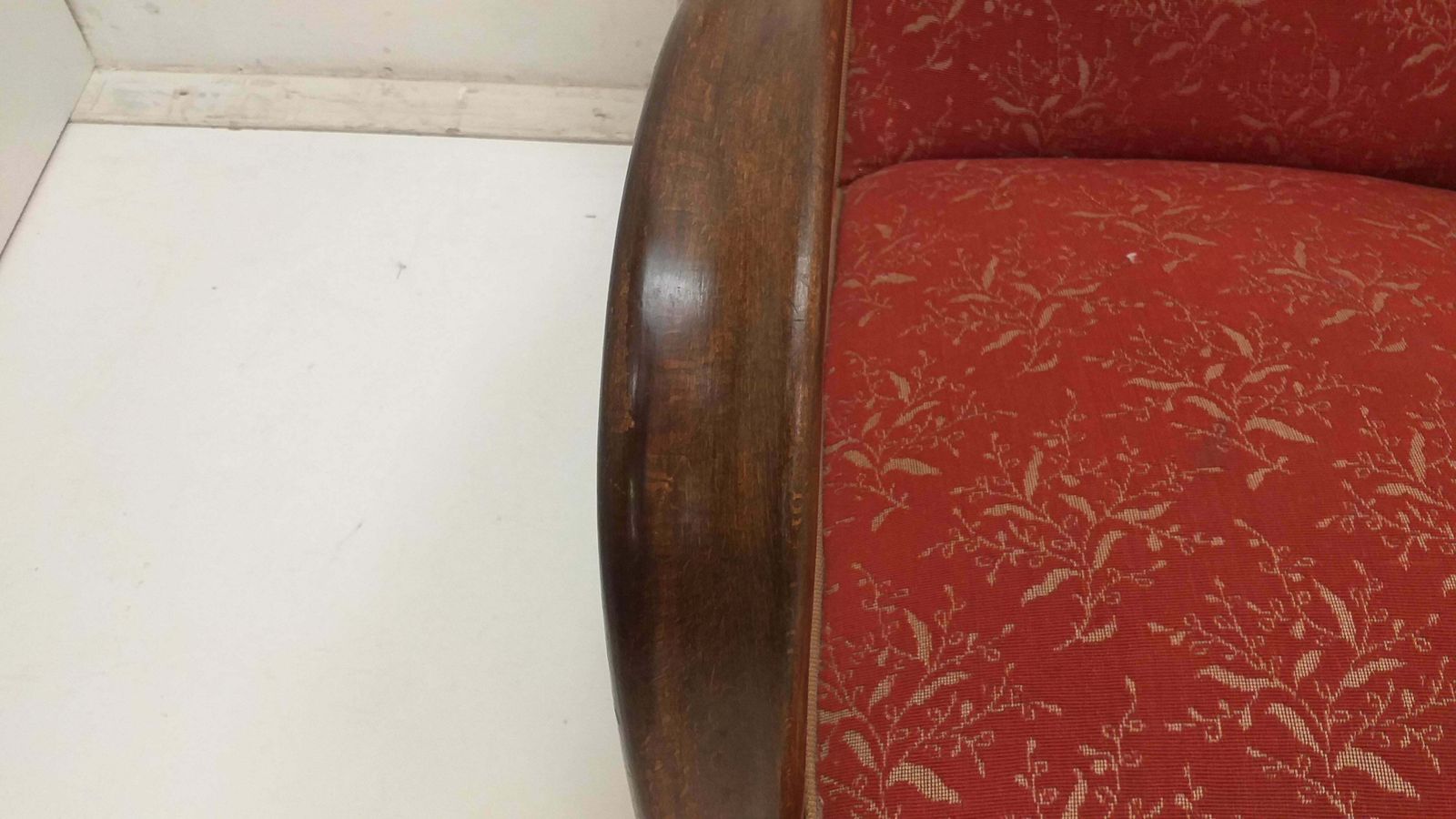 photo vinterior 1940 Set Of Two Halabala Armchairs H 269 + Spider Table