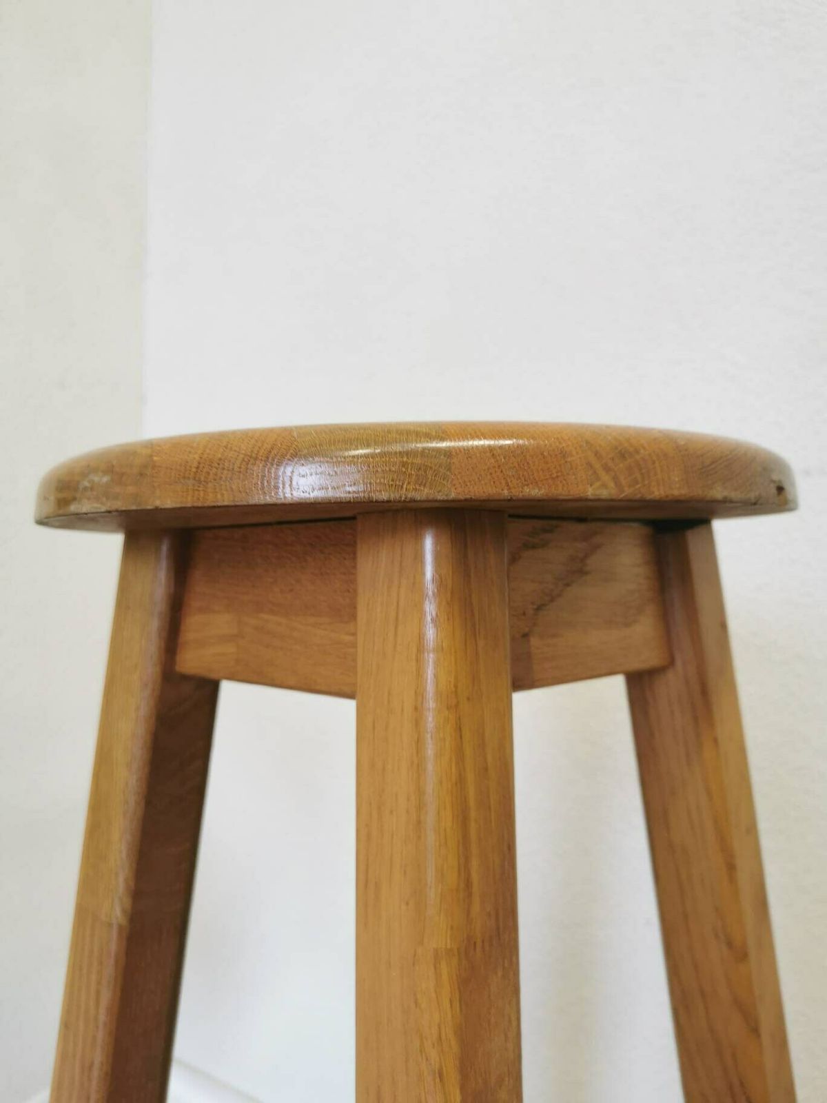 photo furniture Set Of 2 Vintage Wooden Oak Bar Stools / High Chair For Kitchen Island / Made In Yugoslavia, 1980s / Minimalistic Japandi Bistro