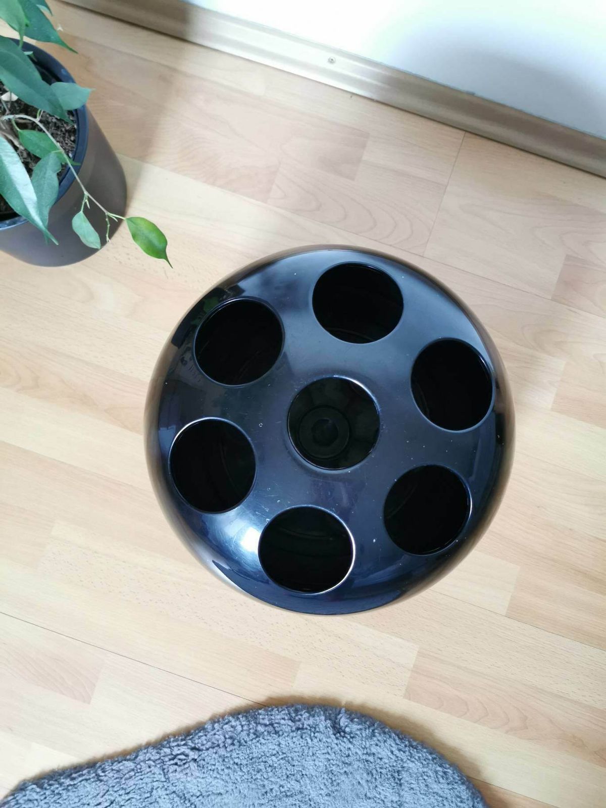 Black Dedalo / Umberella Stand By Emma Gismondi Schweinberger For Artemide / Made In Italy / Italian Design Furniture 1960s / 60s / Black photo for sale