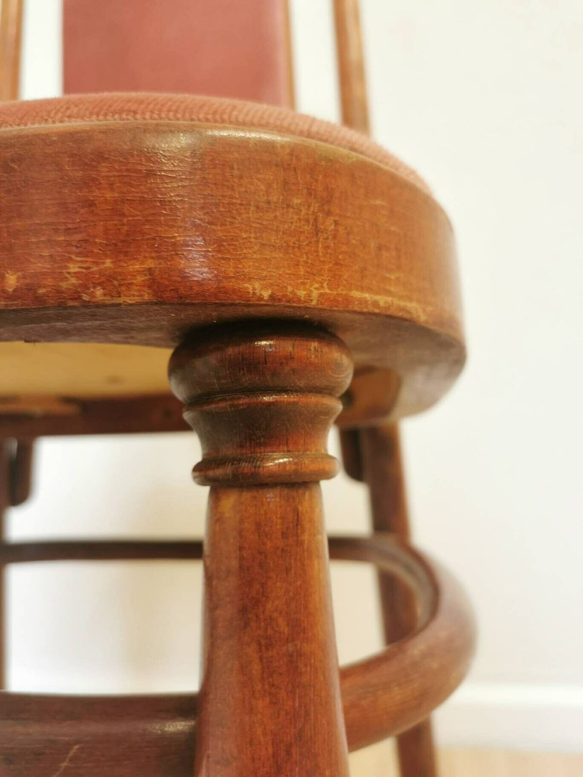 Vintage Wooden Dine Chair In Thonet Sytle With High Backrest And Cushioned Seat In Brown Pink / 1970s, Yugoslavia / Mid Century Dining Chair photo 184.0