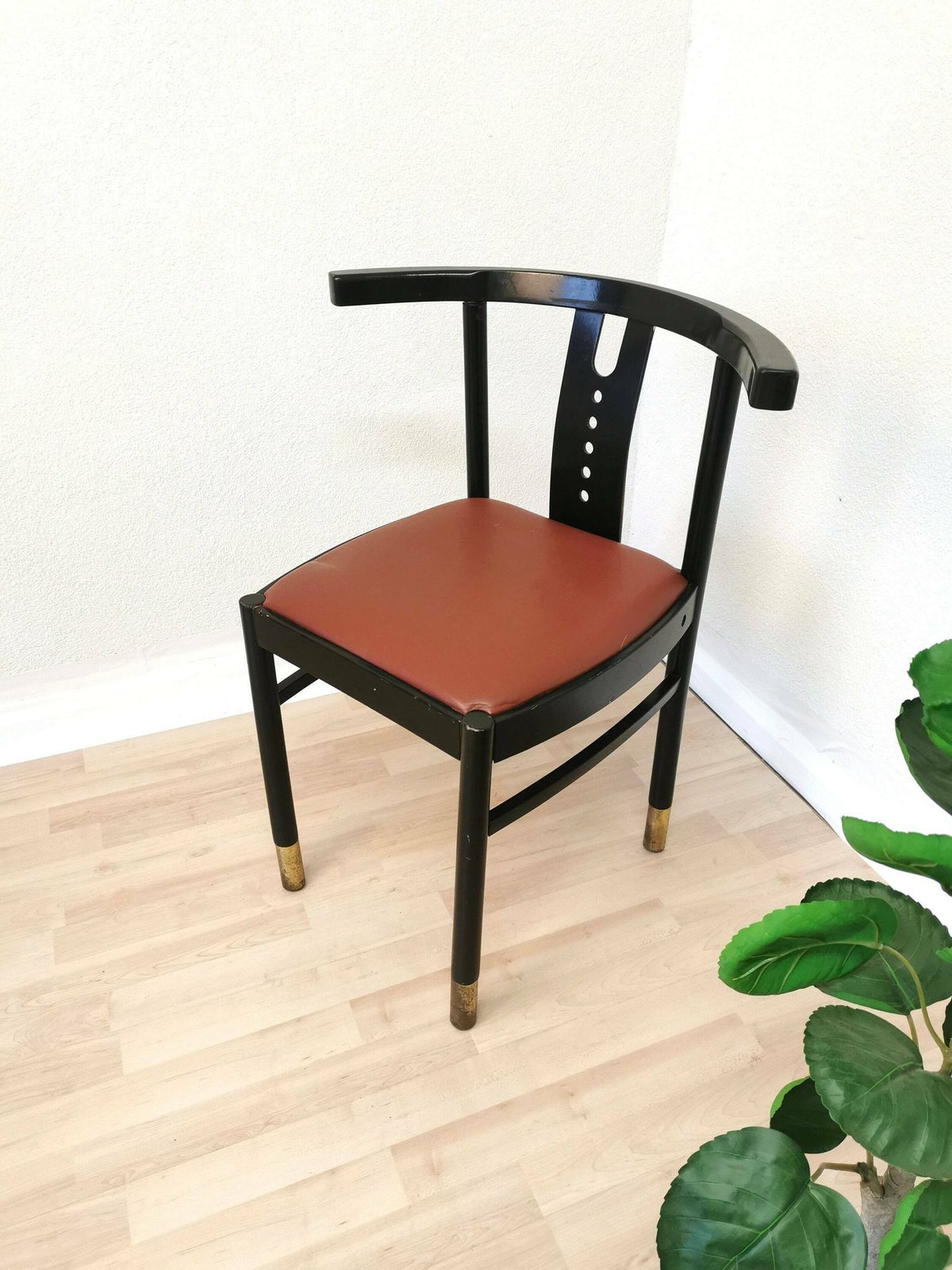 Vintage Thonet Original Dine Chairs / Made In 2000 Vienna / Bentwood Dining Chairs / Brown Leather Seat
