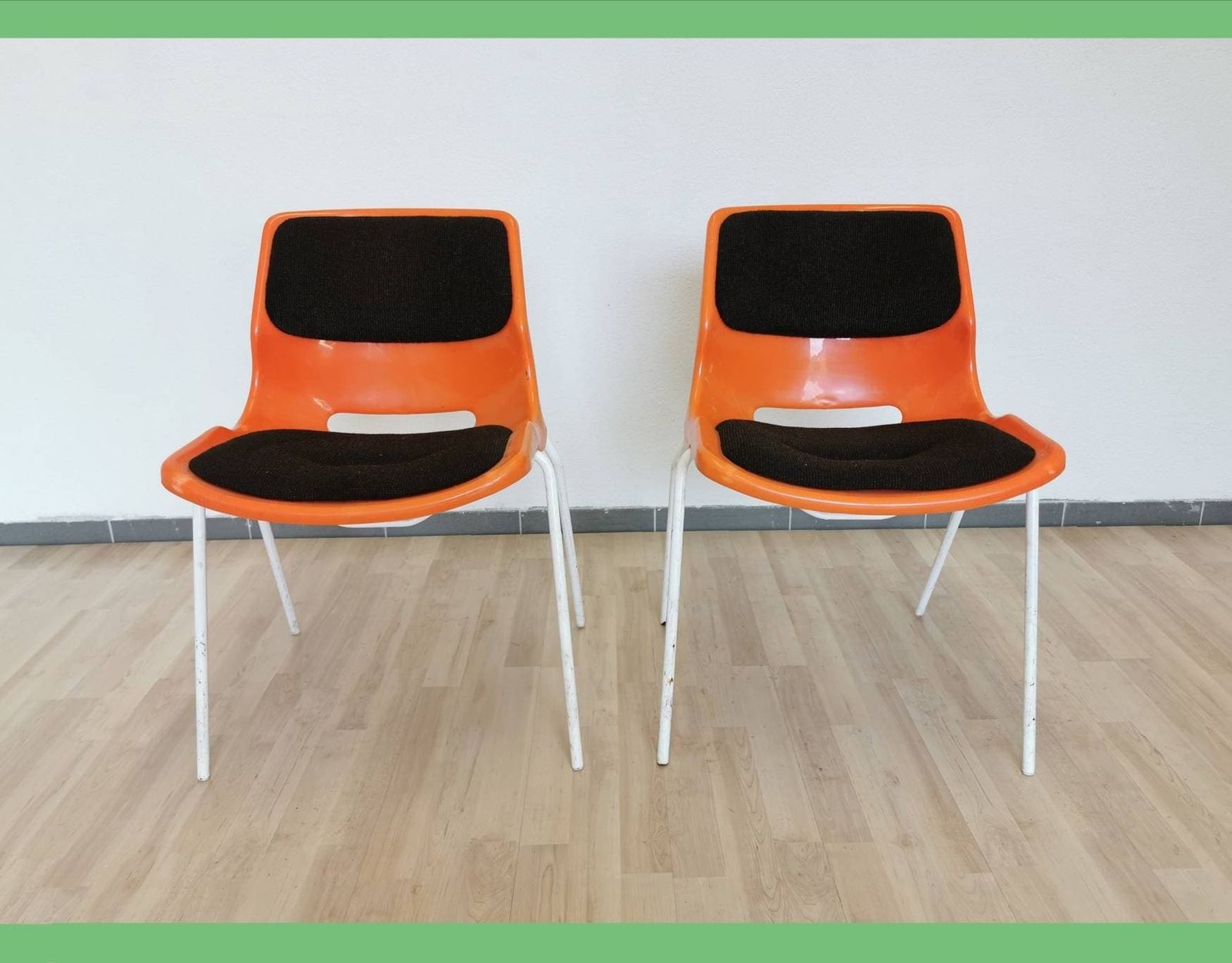 Set Of 2 Vintage Stackable Meblo Conference Chairs / Orange With Brown Fabric / Made By Overman For Meblo / Original Retro Office Chair