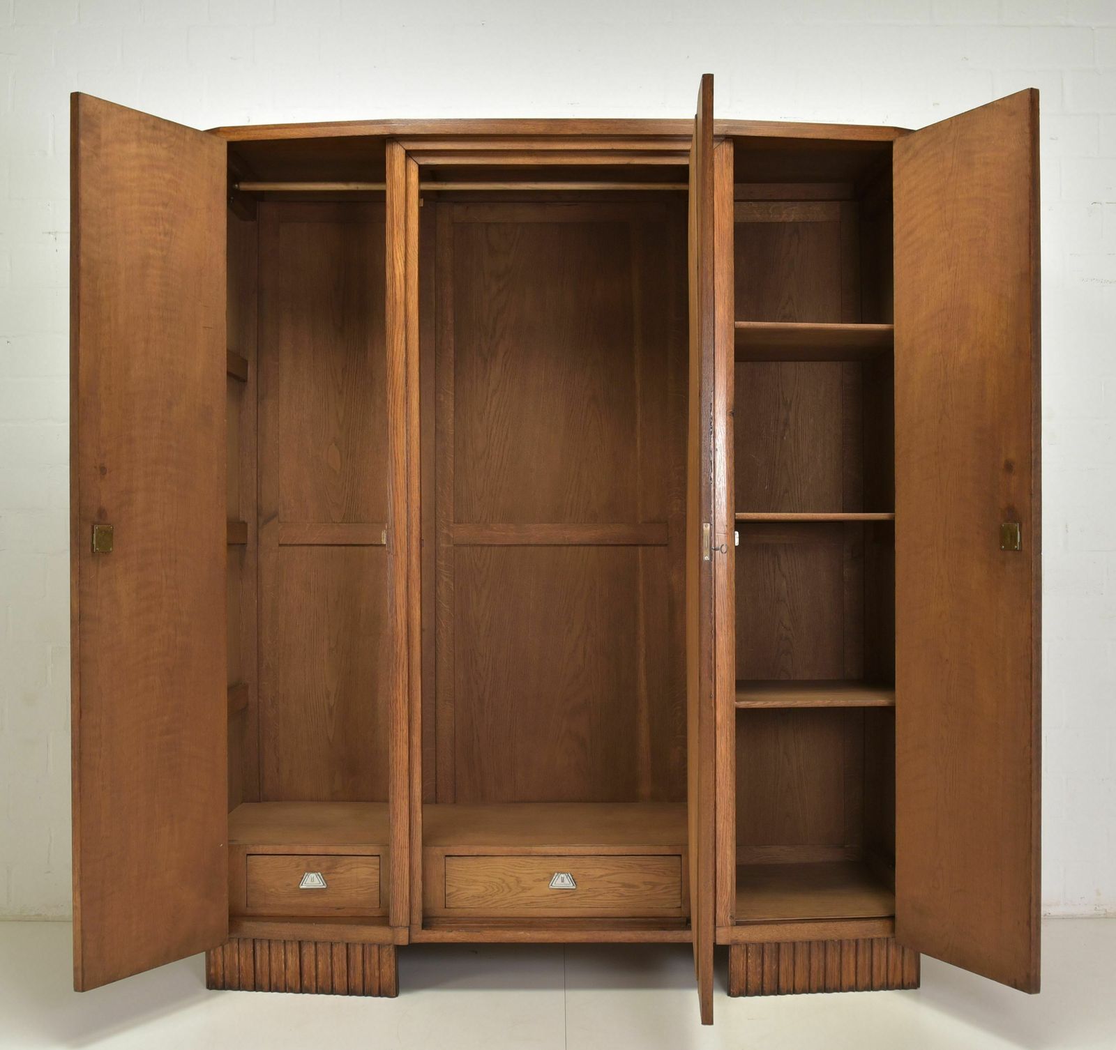 Antik! Wardrobe Restored Art Déco C. 1930 Oak Bedroom photo for sale